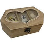 šestihranná dřevěná krabička se srdcem